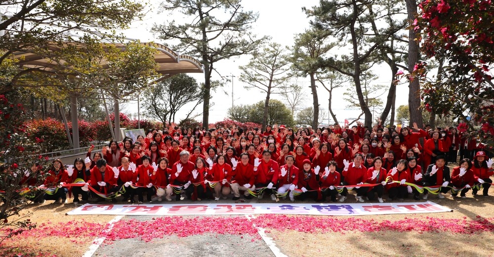 섬 겨울꽃 송별축제 1의 이미지 확대 보기