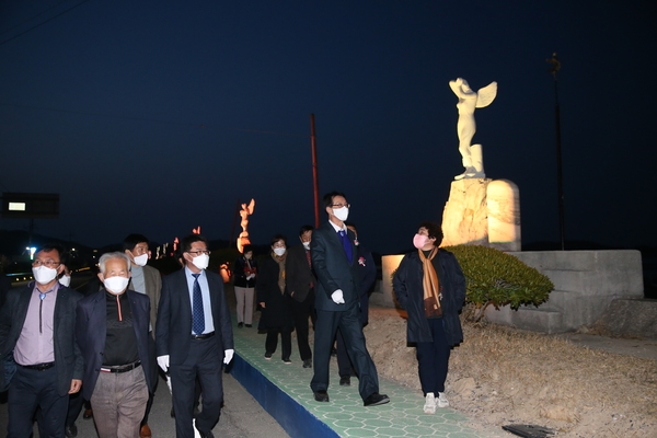 2022.03.24 하의면 웅곡 해안산책로 점등식 3