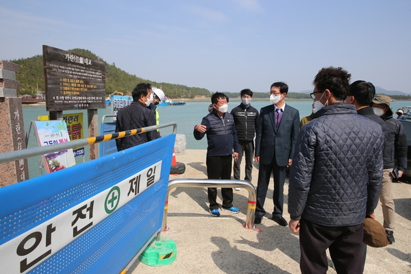 2022.03.27 압해읍 가란도목교 바지선충돌 파손 현장방문 4