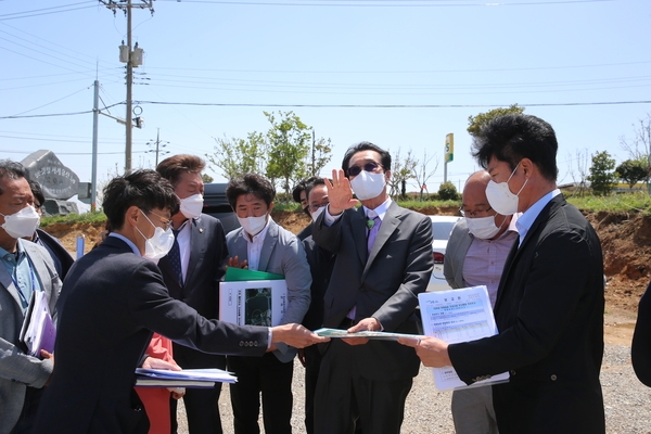 2022.04.29 지도읍 바람길숲 조성사업 현장방문 2