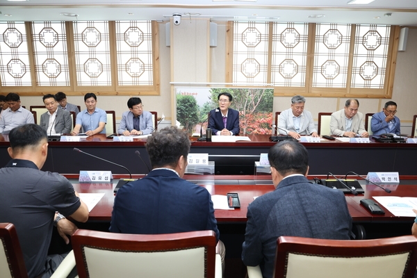 2023. 08. 28   신안군청 영상회의실-일본 후쿠시마 원전 오염수 방류대책 긴급회의 3