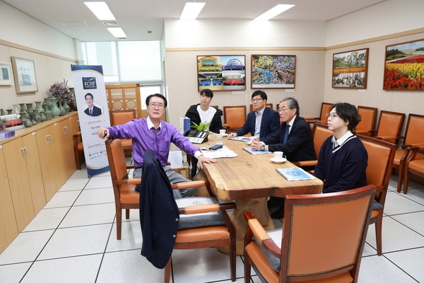 2023. 12. 13    한국행정연구원장 최성훈 방문 2