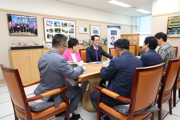 2024.05.09  도초 초등학교 부지 이전 관련 회의 3