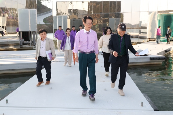 2025.03.26_ 플로팅뮤지엄 조성현장 점검 1