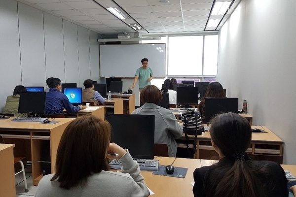 신안군, “제2기 신안군 사진기초 강의” 개최..