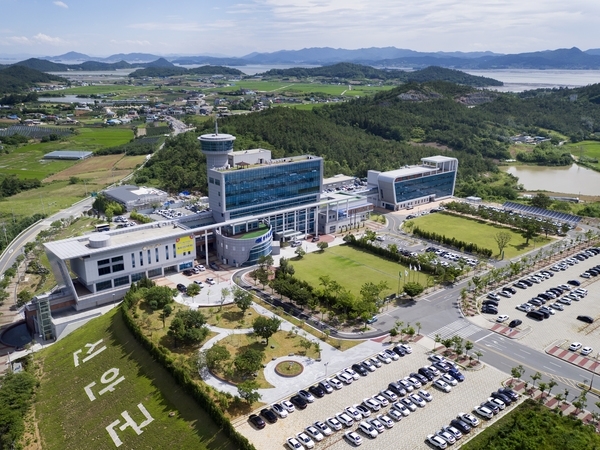 신안군, 합계출산율 “전국 5위”껑충..'햇빛연금으로 인구유입, 출산장려지원 노력 결실'1