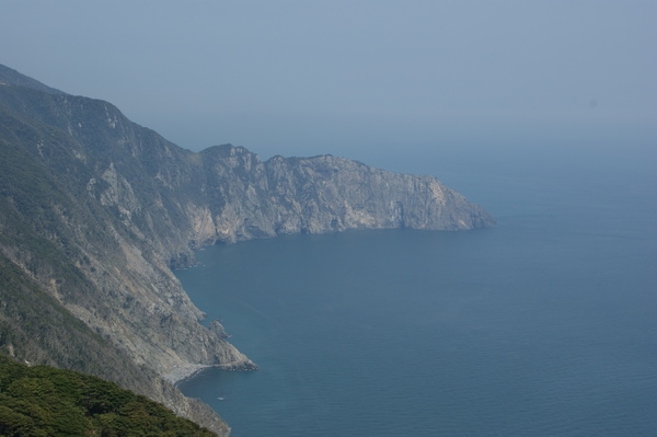 하늘공원 정상에서 본 빈지암 1
