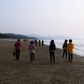대광해수욕장 해변에서...