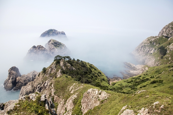 흑산 만재도 마구산등산로에서 본 해무낀 외마도 내마도 5