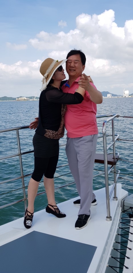 조대부고 17회 벗들의 다섯 부부의 신비한 바닷바람나기(신안군 특별 요트스테이) 4