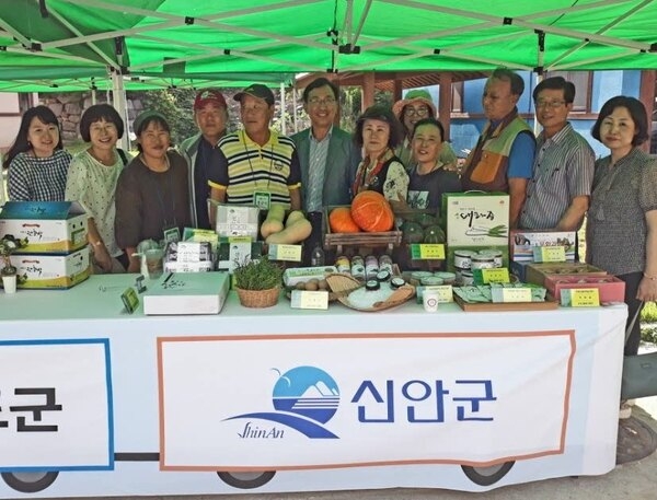 신안군, 농산물 우수고객 관리 교육 폭염보다 더 열기 후끈!..