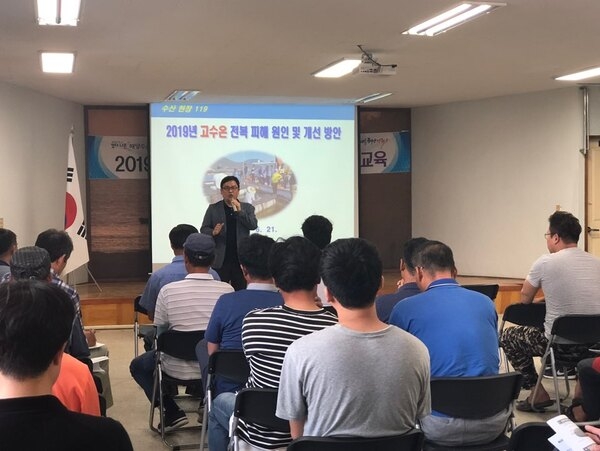 신안군, 고수온기 전복사육관리 현장교육 실시..