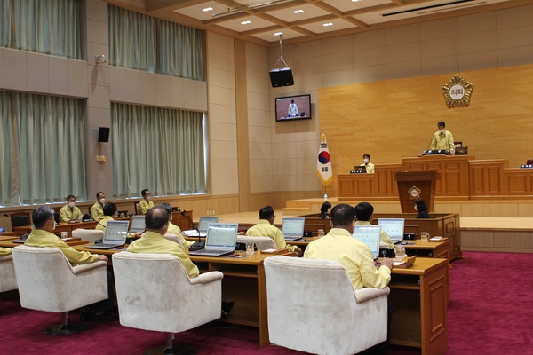 신안군의회, 제8대 전반기 마지막 정례회 개회..