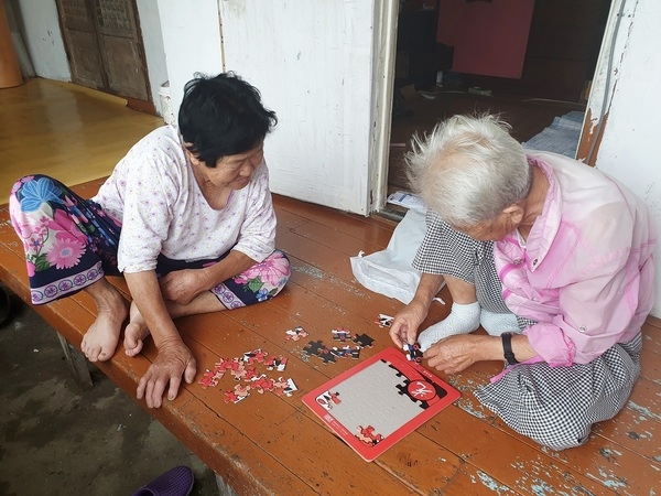 신안군, 1004섬! 작은섬의 재발견 사진공모전 수상작 발표..“나에겐 치매란 없다”안은희님 금상수상 1