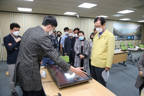 신안자생식물연구센터 전시물 제작・설치 용역 최종보고회 개최..