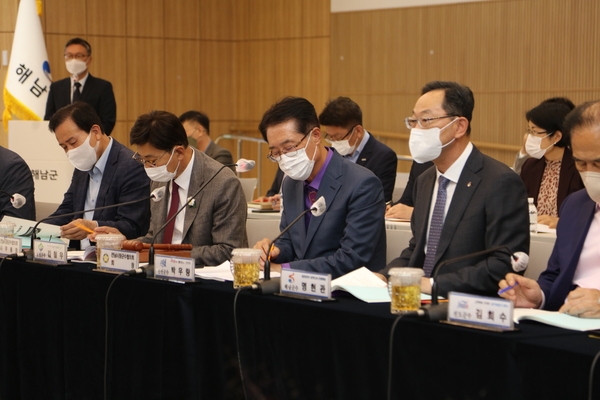 전남시장군수협의회 제2차 정례회의 개최..'도교육청 학생교육수당 부담 요청 검토 등 시군 협의사항 논의' 1