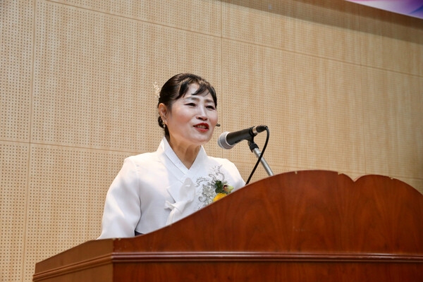 한국생활개선신안군연합회 제15대 김효정 회장 취임..