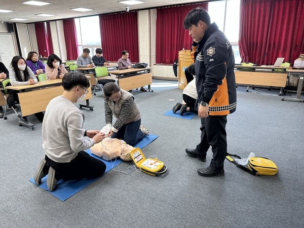 신안군 심폐소생술 골든타임 군민 교육 실시..