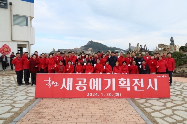 ‘부엉이 곳간’, 국토 최서남단 흑산도에서 새공예 작품 전시 개최..