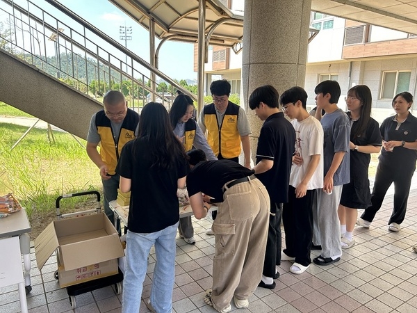 신안군, 1388청소년지원단 생명존중 자살예방 캠페인 실시..