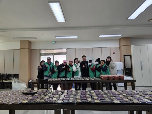 정월대보름 맞이‘사랑의 오곡밥 나눔’..의 이미지 확대 보기