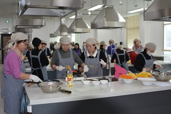 제3회 신안세계김밥페스타에 선보일 신메뉴 개발!..
