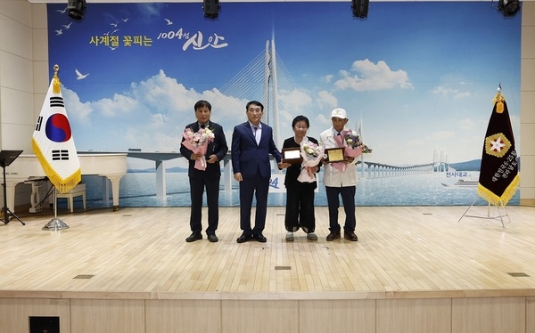 신안군, 6·25전쟁 제75주년 기념식 개최..'희생을 기억하고 평화를 되새기는 뜻깊은 시간 가져' 1