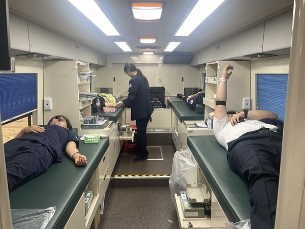 신안군, 군민과 함께한 단체헌혈 행사 개최..'작지만 큰 나눔, 생명을 지키는 군민들의 따듯한 동행' 1