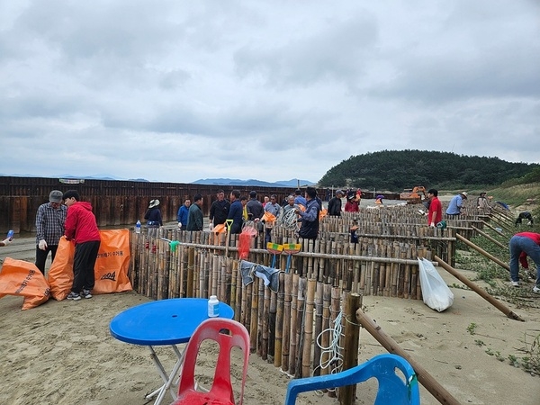 신안군 비금면 이장협의회 해양정화 활동 전개 5