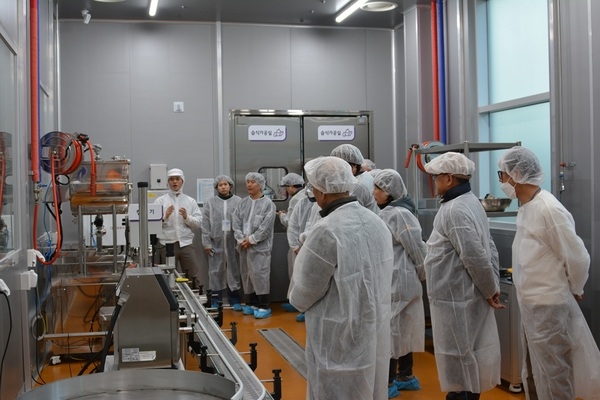 신안군, 농산물가공센터 지역특화 소금빵 가공창업 기회 제공!!..' 전라남도 귀농산어촌 맛보기 교육생.. 실습 중심 교육 큰 호응' 3