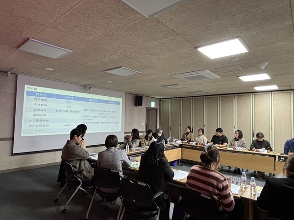신안군, 의료·요양·돌봄 통합지원 시범사업 통합지원회의 개최..'통합지원계획 검토 및 서비스 연계 방안 집중 논의' 3