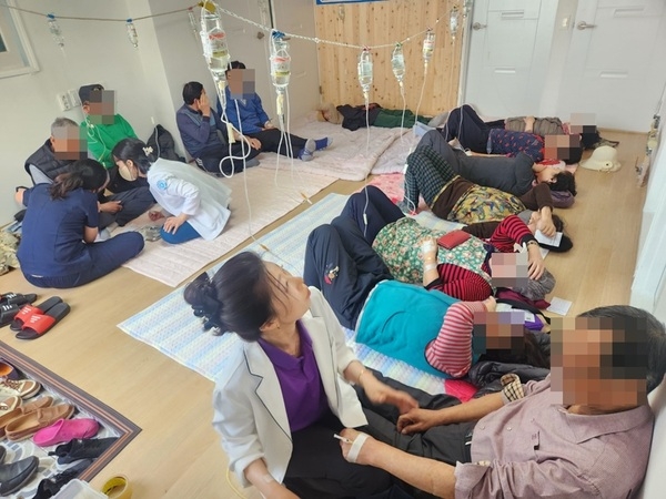 신안군 공립요양병원, 안좌면 찾아 '따뜻한 의료봉사' 펼쳐..