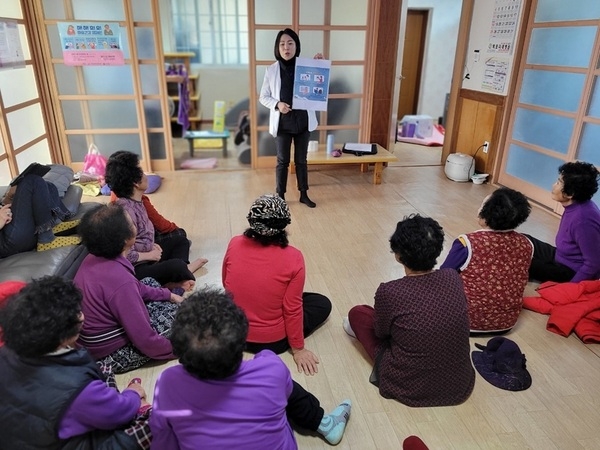 신안군 찾아가는 치매 조기검진 사업 시작..